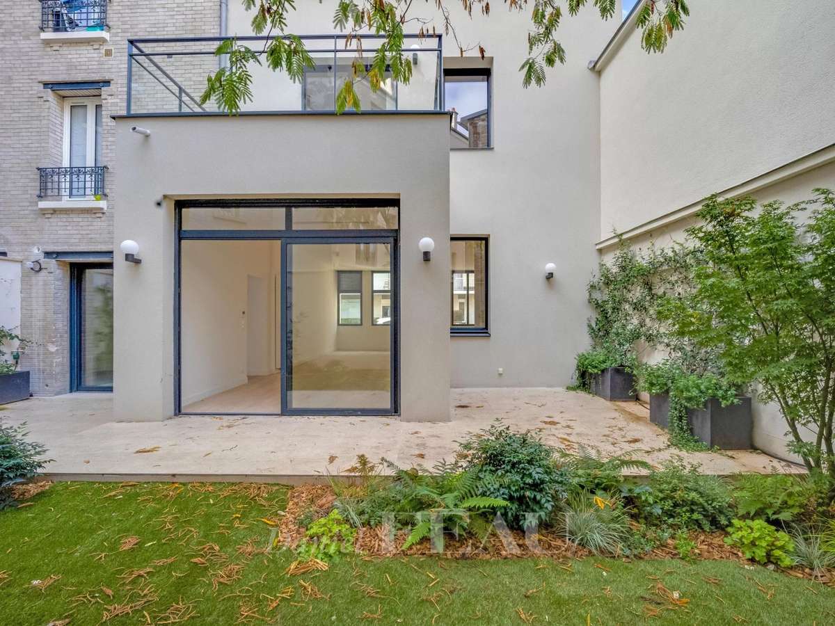 House Boulogne-Billancourt