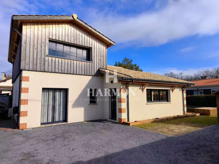 Maison Taussat - 4 chambres - 145m²
