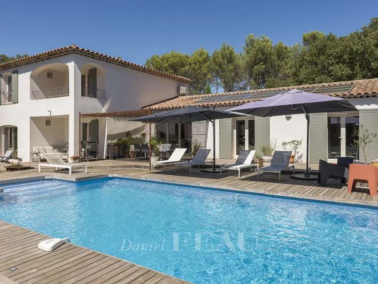 Maison Aix-en-Provence - 6 chambres - 240m²