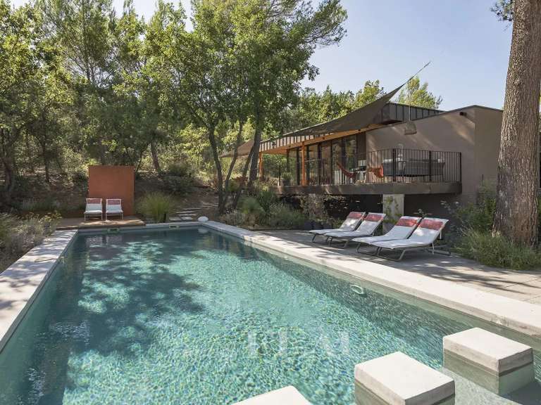 Maison Aix-en-Provence - 5 chambres - 240m²