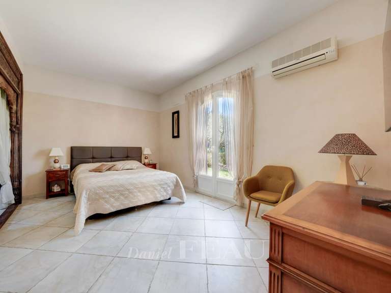 Maison Mallemort - 4 chambres - 294m²