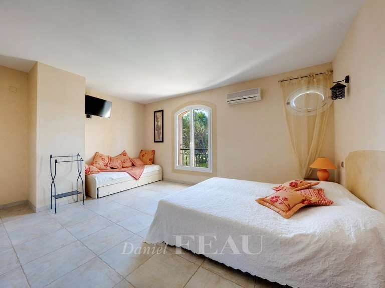 Maison Mallemort - 4 chambres - 294m²