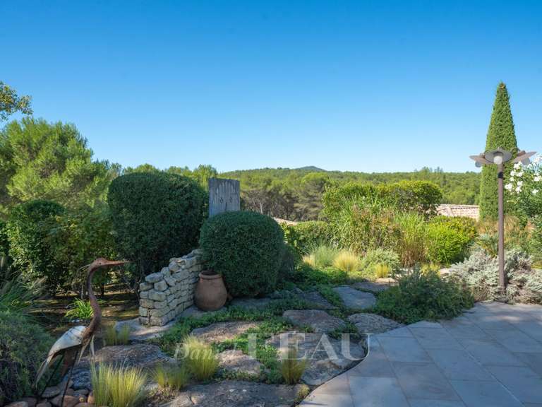 Maison Mallemort - 4 chambres - 294m²