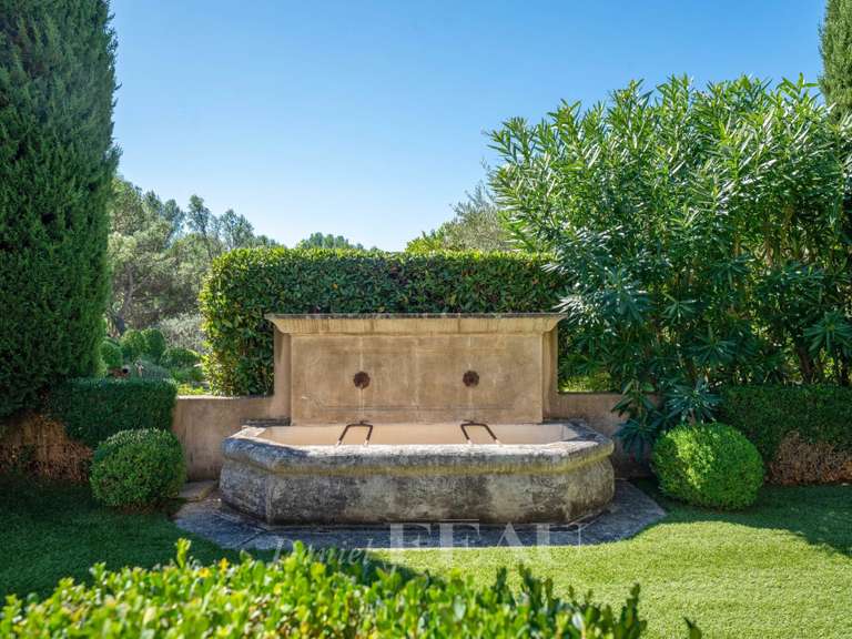 Maison Mallemort - 4 chambres - 294m²