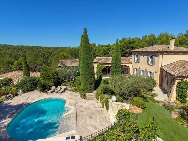 Maison Mallemort - 4 chambres - 294m²