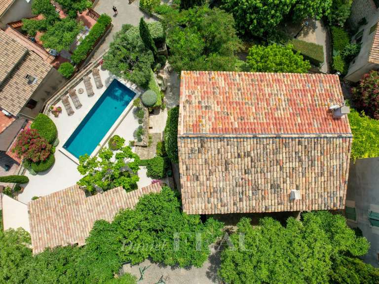 House Aix-en-Provence - 2 bedrooms - 291m²