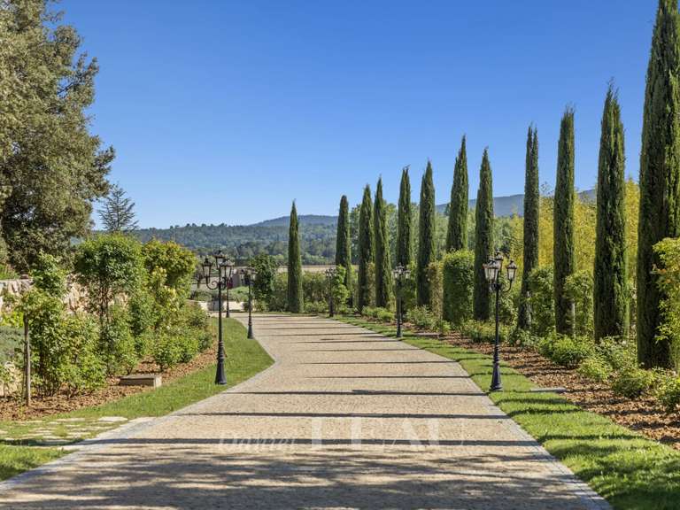 Maison Aix-en-Provence - 6 chambres - 665m²