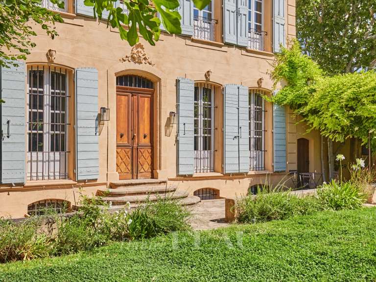 Maison Aix-en-Provence - 6 chambres - 401m²