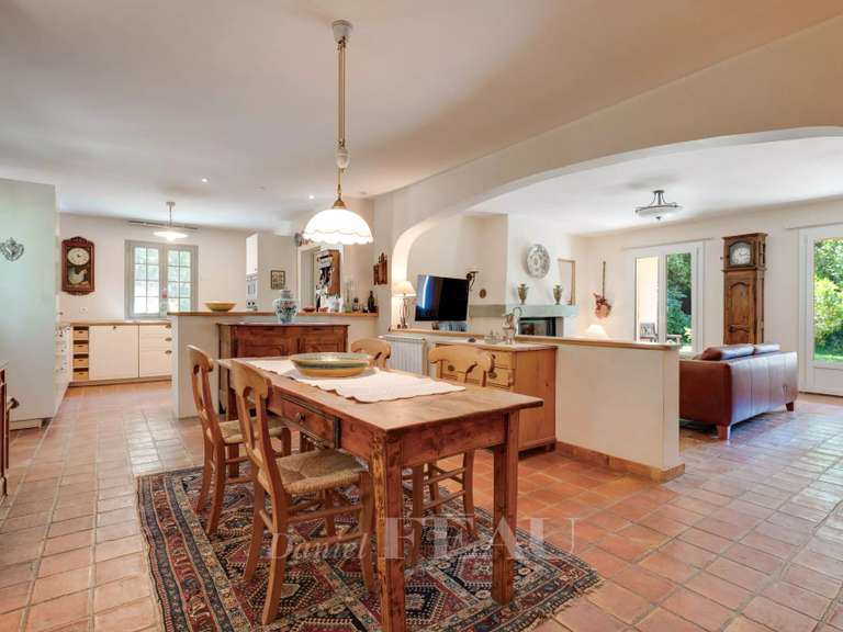 House Aix-en-Provence - 5 bedrooms - 180m²