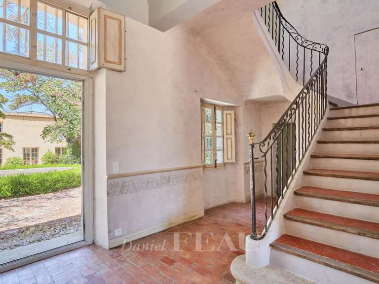 Maison Aix-en-Provence - 9 chambres - 550m²