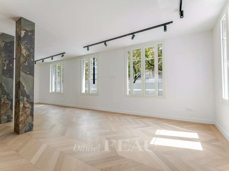 Maison Courbevoie - 6 chambres - 280m²