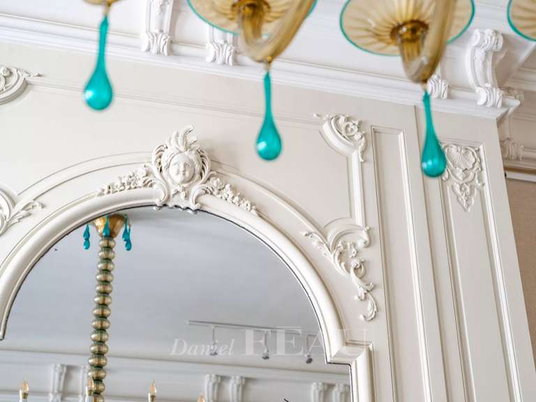 Maison Neuilly-sur-Seine - 7 chambres - 383m²