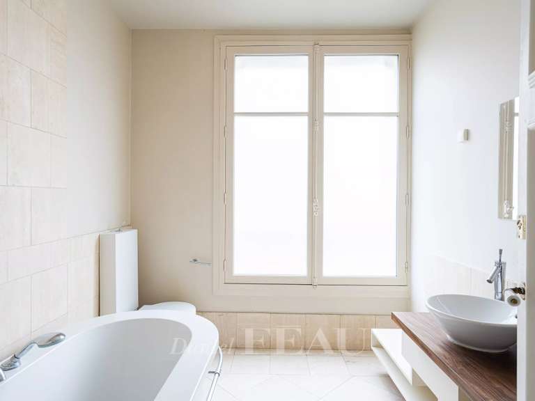Maison Neuilly-sur-Seine - 6 chambres - 278m²