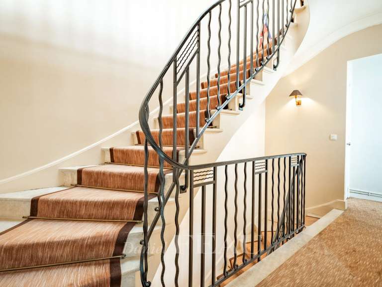Maison Neuilly-sur-Seine - 5 chambres - 280m²