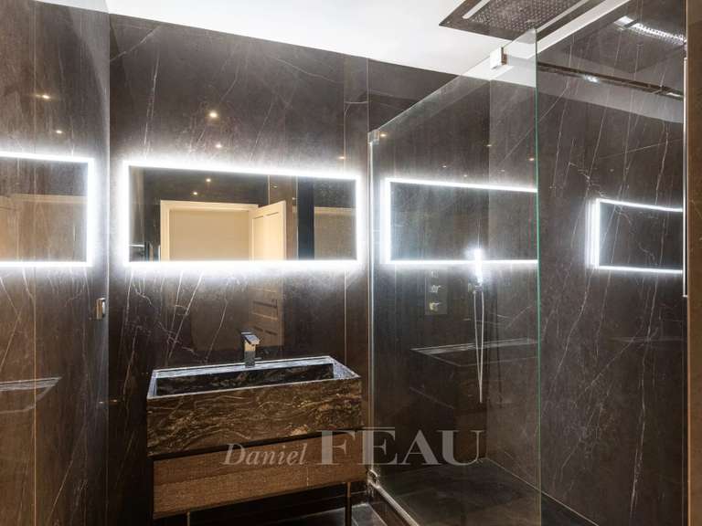 Maison Neuilly-sur-Seine - 4 chambres - 350m²