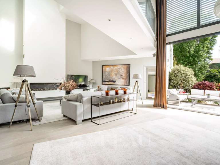 Maison Colombes - 4 chambres - 293m²