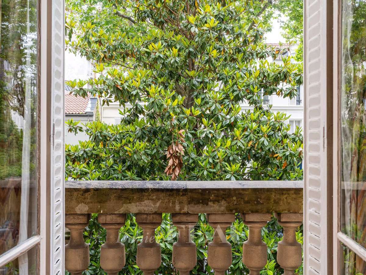House Neuilly-sur-Seine