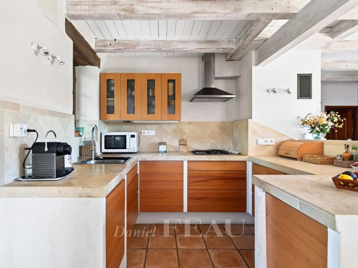 House Montjustin