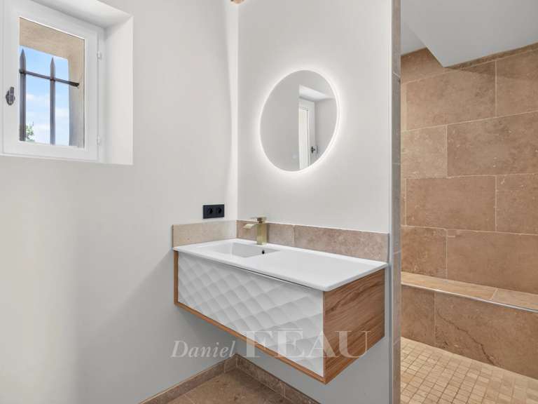 Maison La Bastide-des-Jourdans - 11 chambres - 480m²