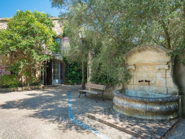 Maison Taillades - 8 chambres - 400m²