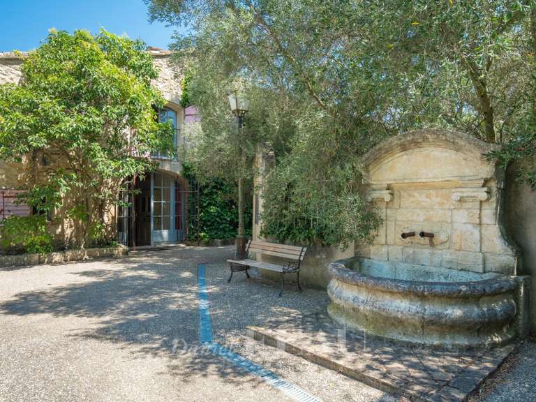 Maison Taillades - 8 chambres - 400m²
