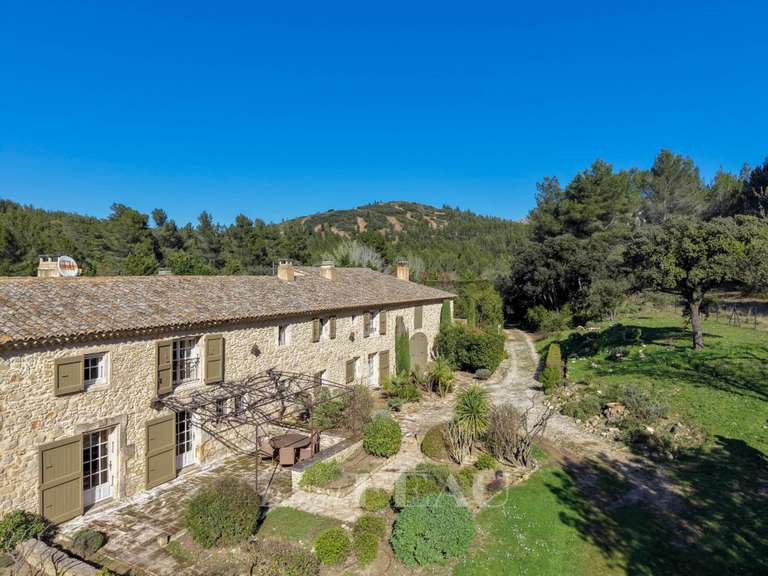 Maison Eygalières - 8 chambres - 457m²