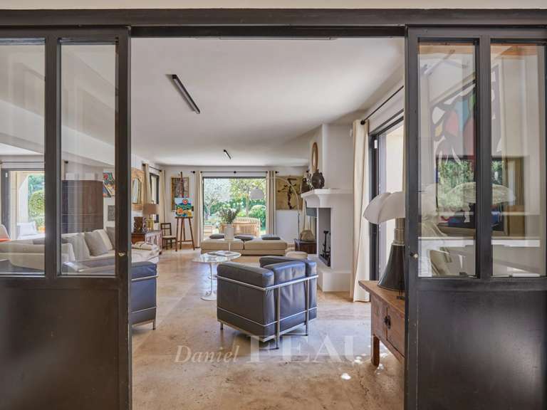 Maison Eygalières - 4 chambres - 252m²