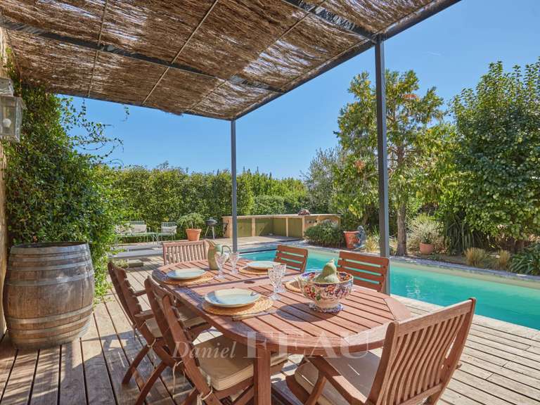 Maison Maussane-les-Alpilles - 2 chambres - 205m²