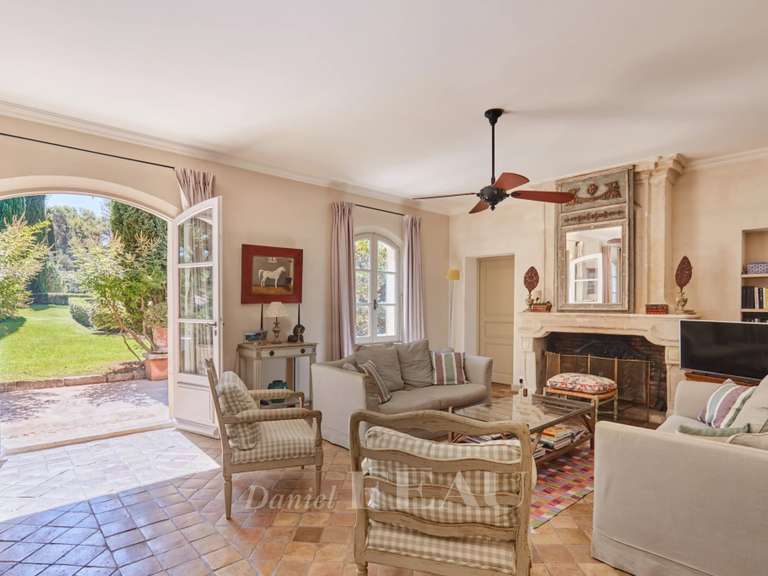 Maison Saint-Rémy-de-Provence - 4 chambres - 230m²