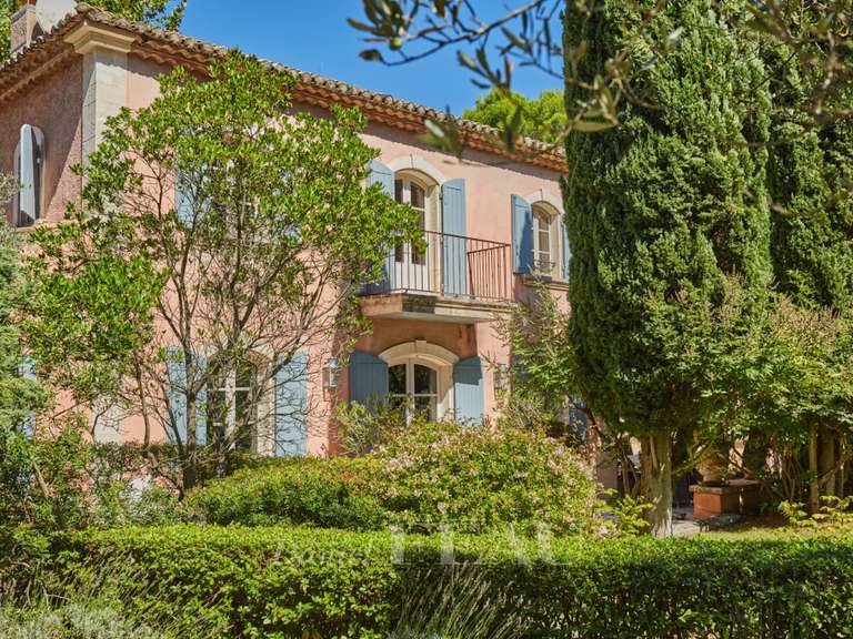 Maison Saint-Rémy-de-Provence - 4 chambres - 230m²