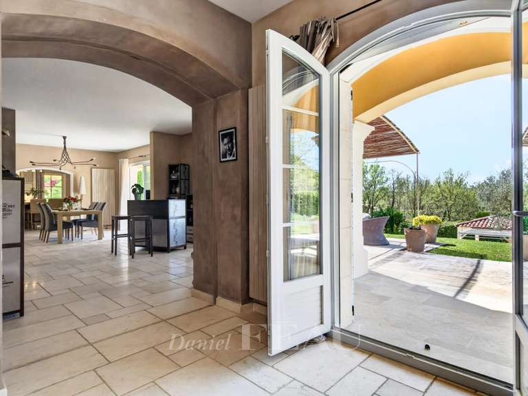 House Pierrevert - 4 bedrooms - 303m²