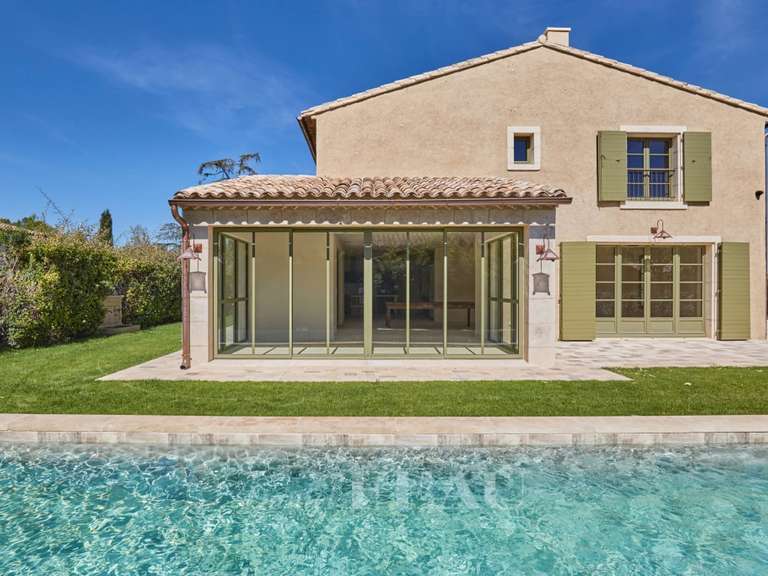 Maison Eygalières - 5 chambres - 254m²