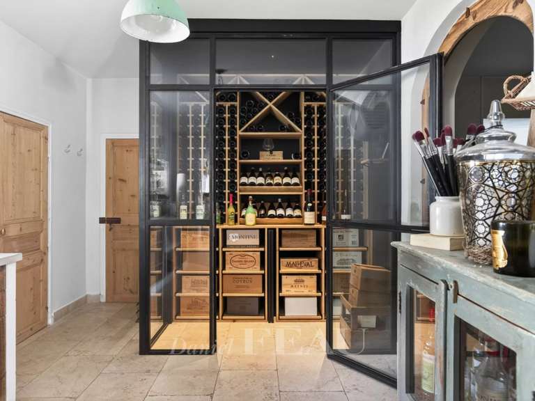 Maison Grignan - 7 chambres - 580m²