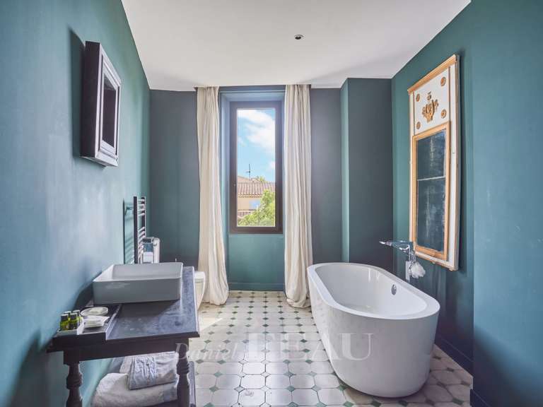 Maison Saint-Rémy-de-Provence - 4 chambres - 220m²