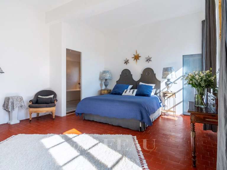 House Goult - 10 bedrooms - 600m²