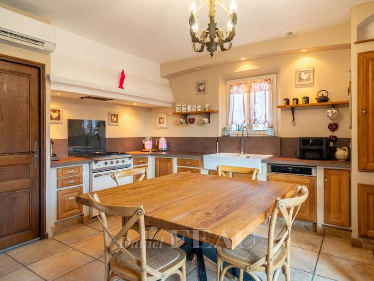 Maison Saint-Rémy-de-Provence - 5 chambres - 210m²