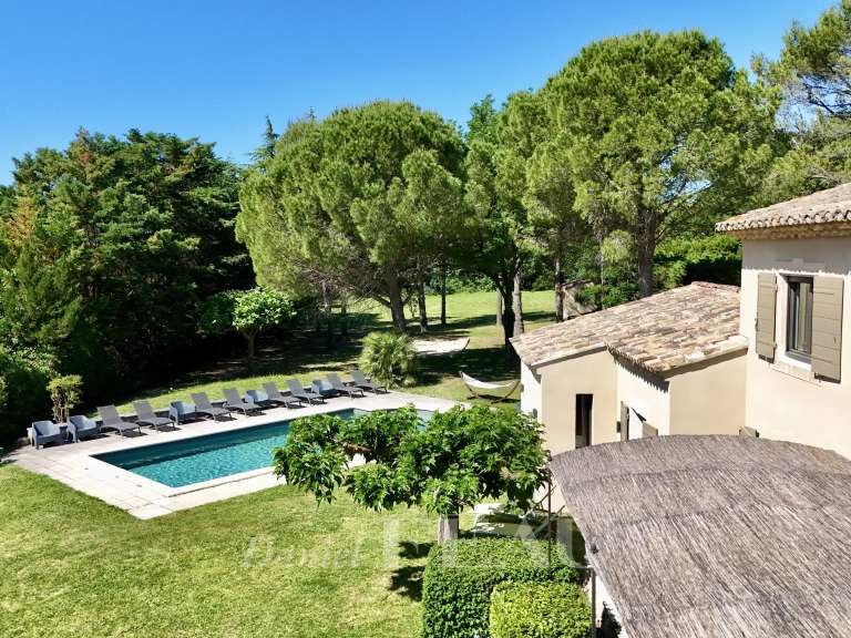 Maison Saint-Rémy-de-Provence - 5 chambres - 210m²