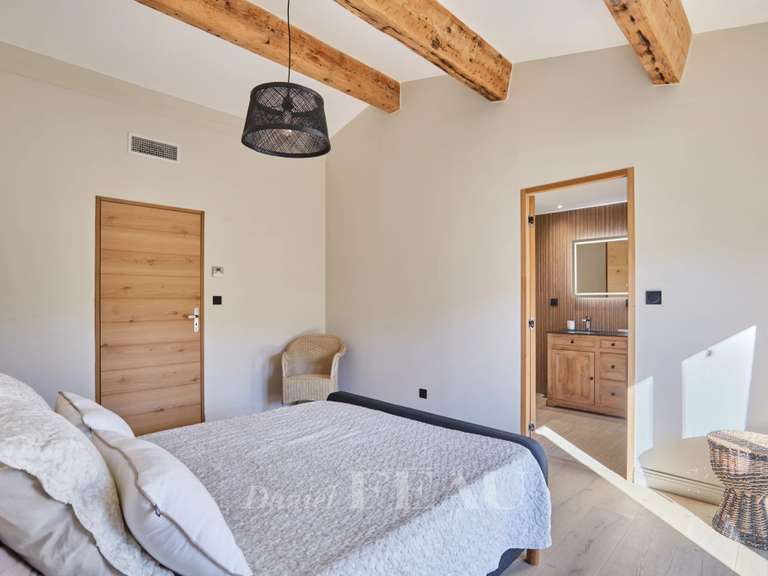 House Saint-Rémy-de-Provence - 4 bedrooms - 200m²