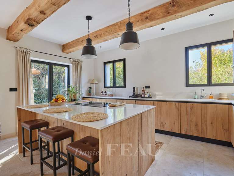 House Saint-Rémy-de-Provence - 4 bedrooms - 200m²