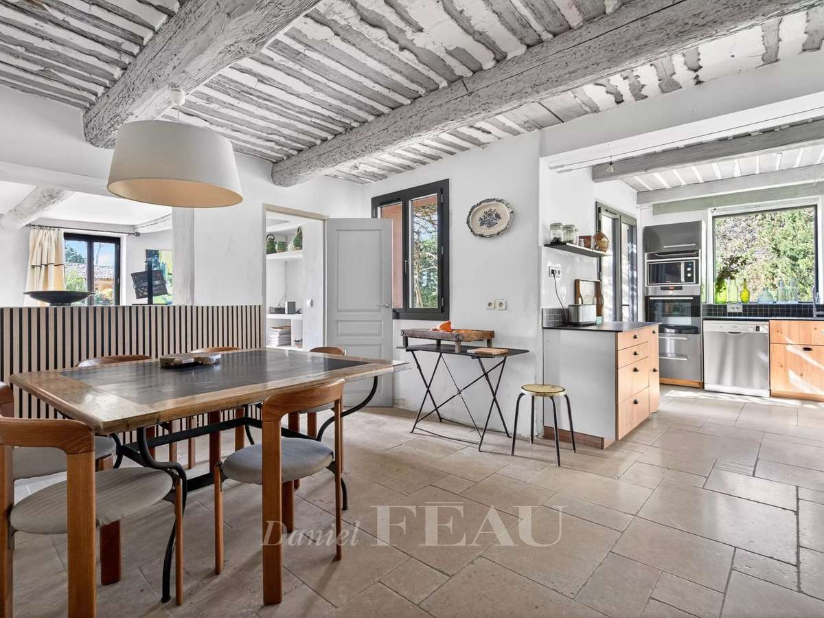 House Althen-des-Paluds