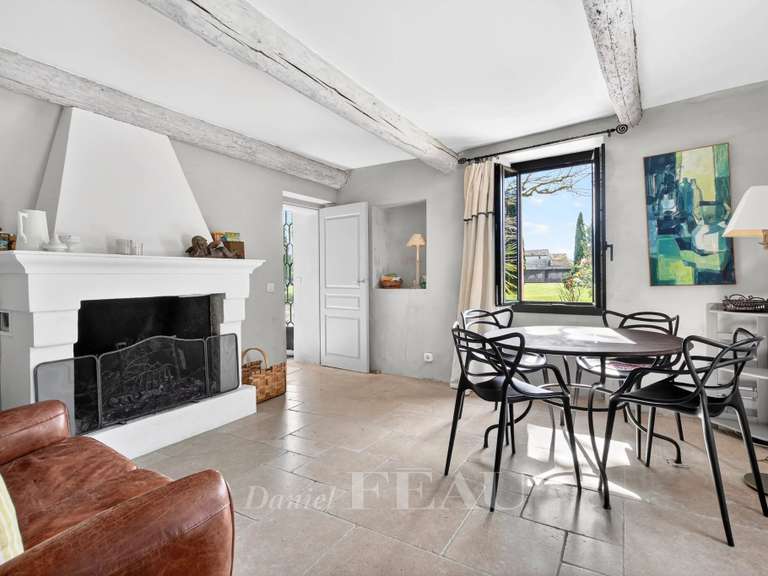 House Althen-des-Paluds - 9 bedrooms - 379m²