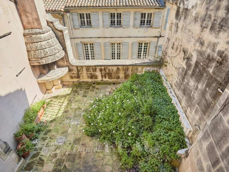 Maison Arles - 3 chambres - 197m²