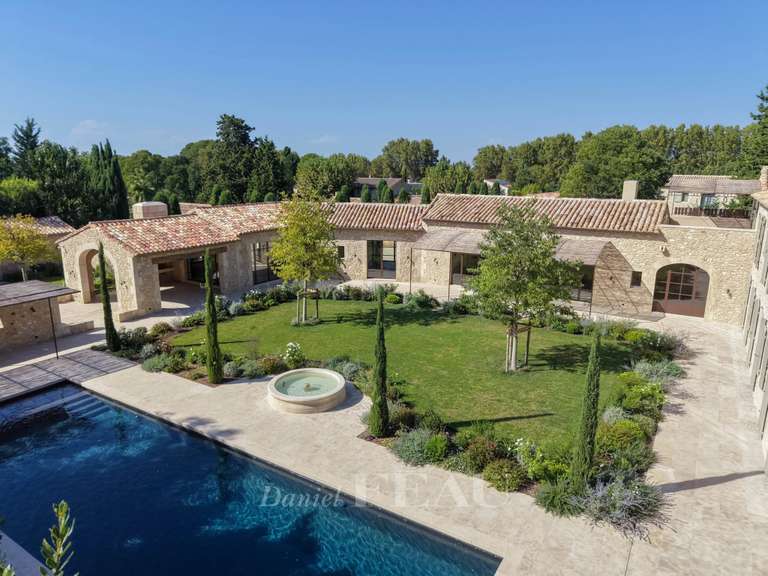 Maison Saint-Rémy-de-Provence - 7 chambres - 495m²
