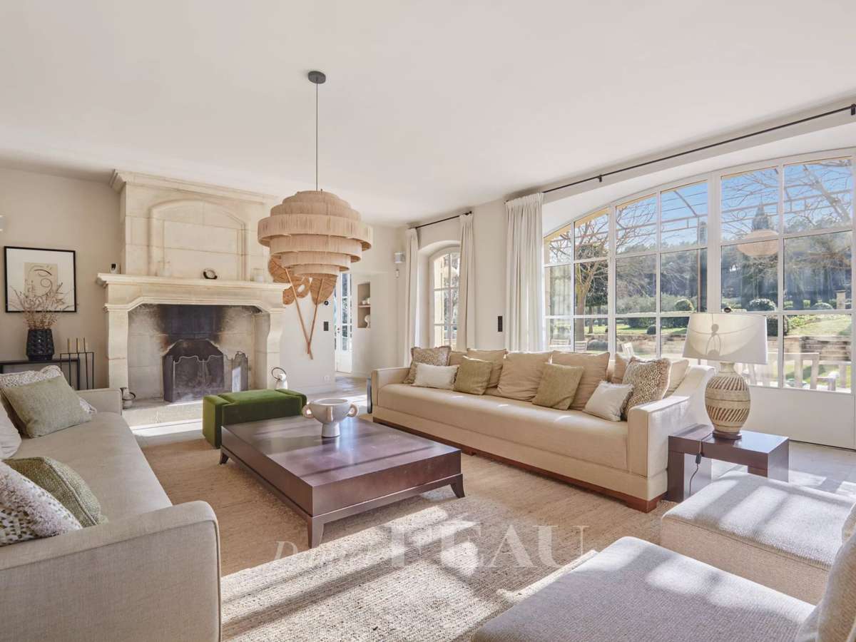 House Paradou