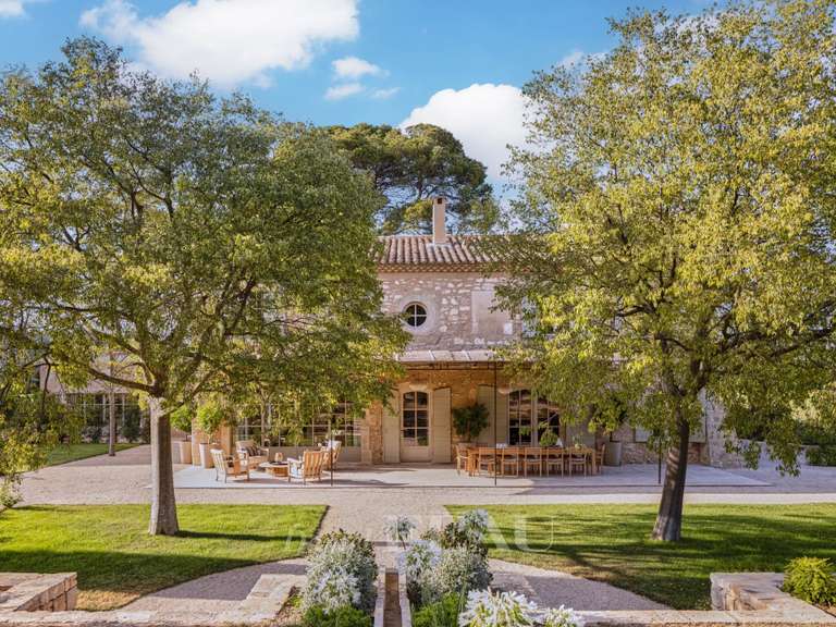 House Paradou - 6 bedrooms - 350m²