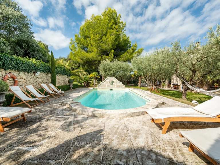 Maison Cavaillon - 4 chambres - 236m²