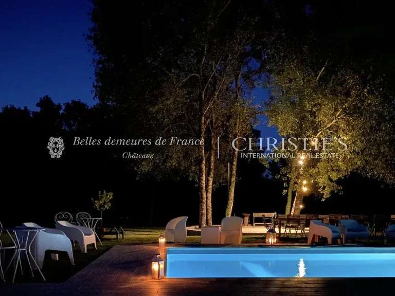 Maison Romorantin-Lanthenay - 13 chambres - 380m²