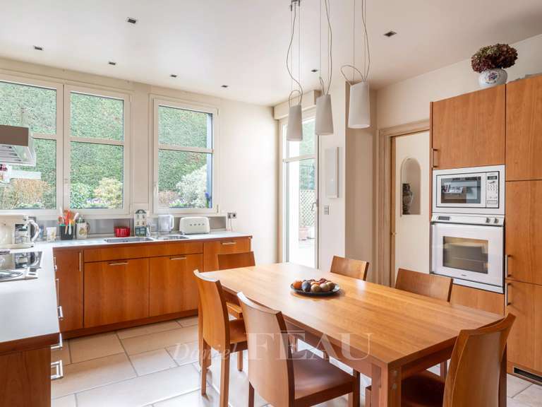 Maison Ville-d'Avray - 5 chambres - 380m²
