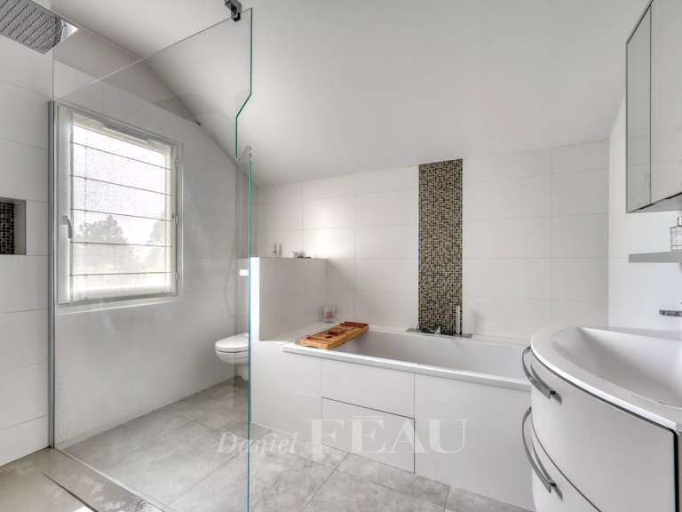 Maison Garches - 5 chambres - 240m²