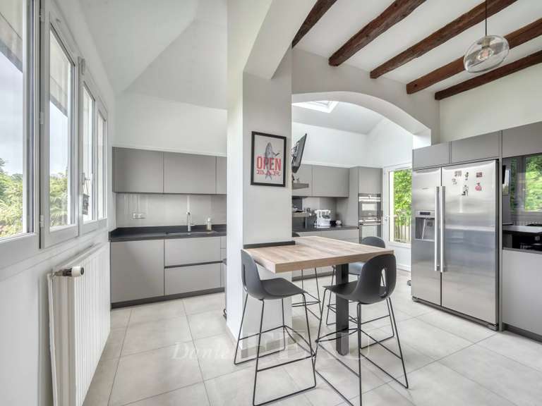 Maison Garches - 5 chambres - 240m²